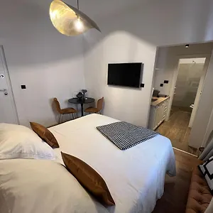 Ani Apartment